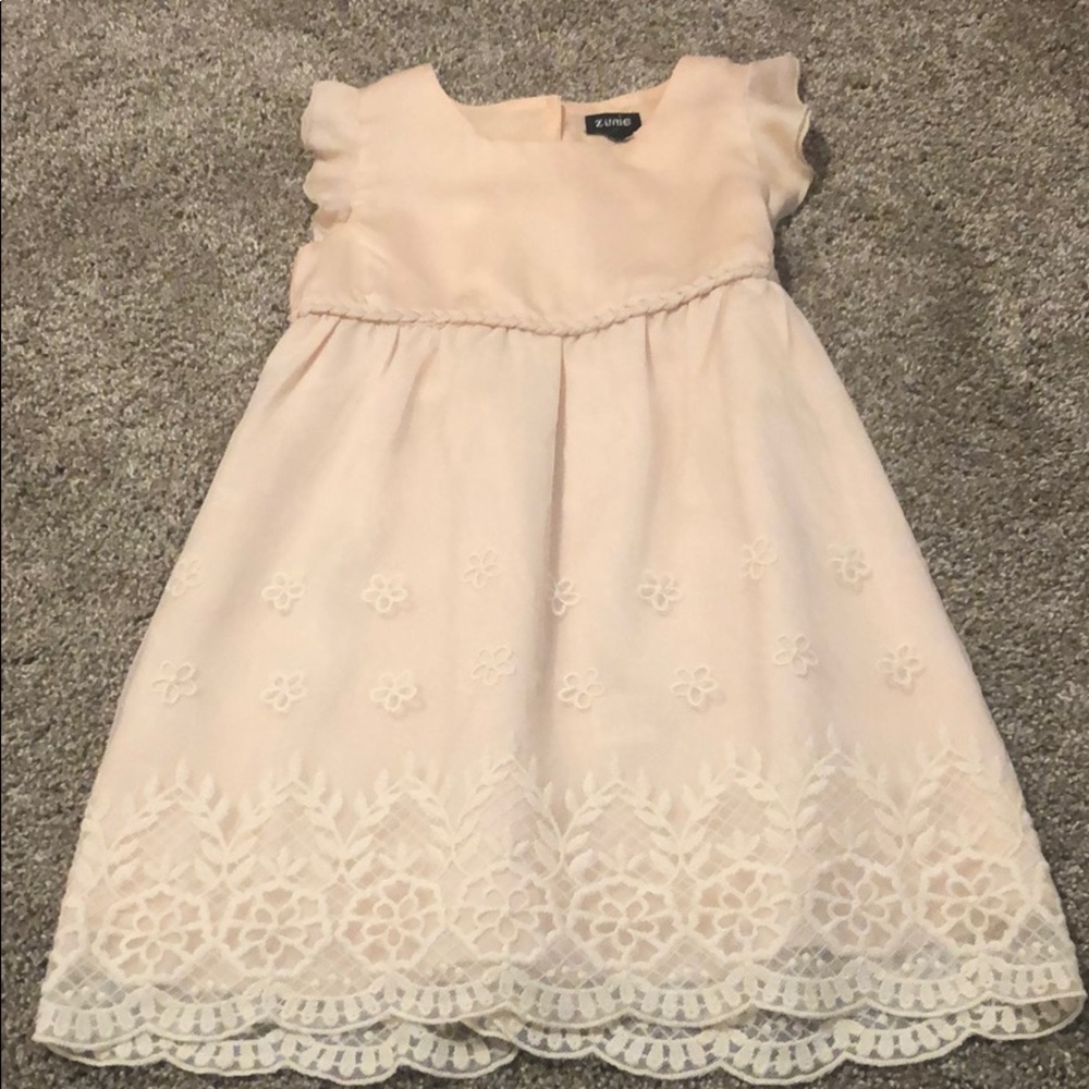 Pale pink adorable dress Zunie Size 5T